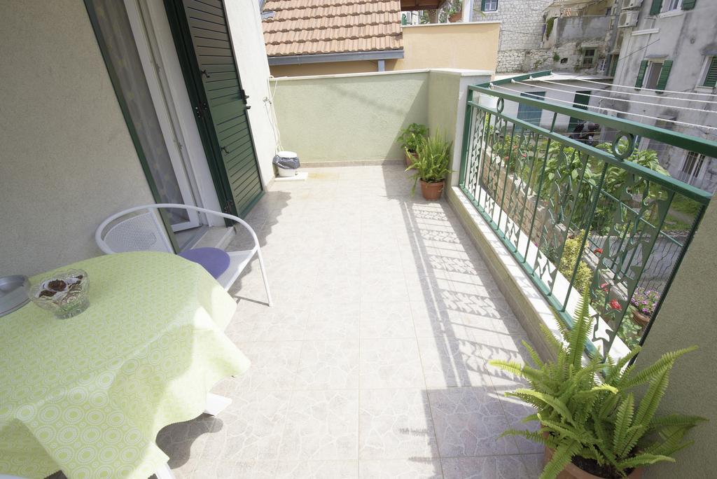 Charming Room With Balcony 斯普利特 外观 照片